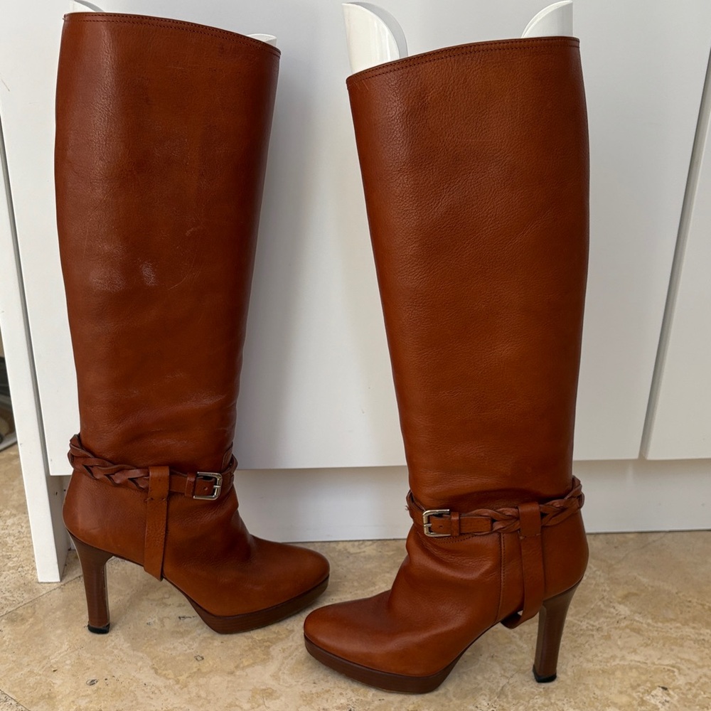 Ralph Lauren equestrian boots in great condition